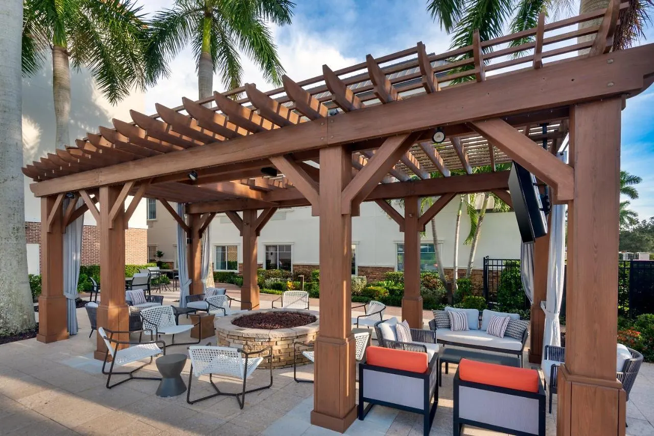 Hotel Courtyard By Marriott Sarasota At University Town Center Desoto Lakes