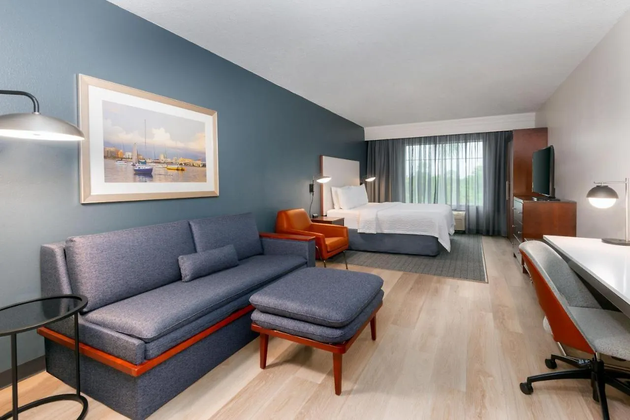 Courtyard By Marriott Sarasota At University Town Center Desoto Lakes 3*,