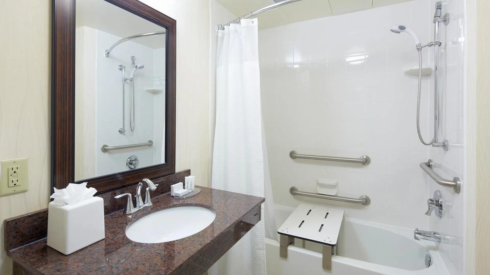 Hotel Courtyard By Marriott Sarasota At University Town Center Desoto Lakes