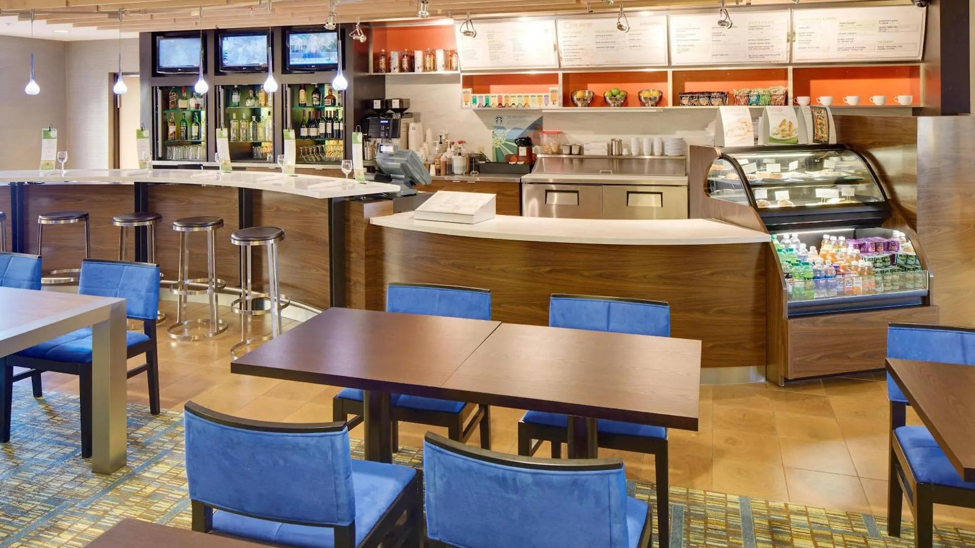 Courtyard By Marriott Sarasota At University Town Center Desoto Lakes 3*,