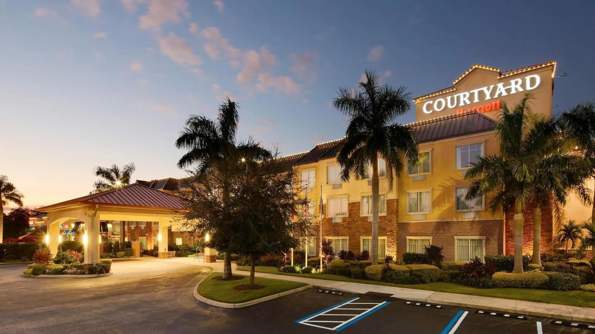 Hotel Courtyard By Marriott Sarasota At University Town Center Desoto Lakes