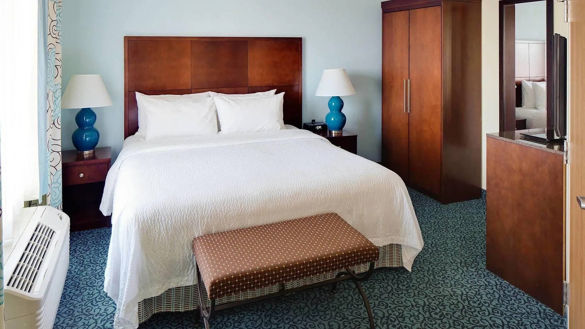 Courtyard By Marriott Sarasota At University Town Center Desoto Lakes Hotel